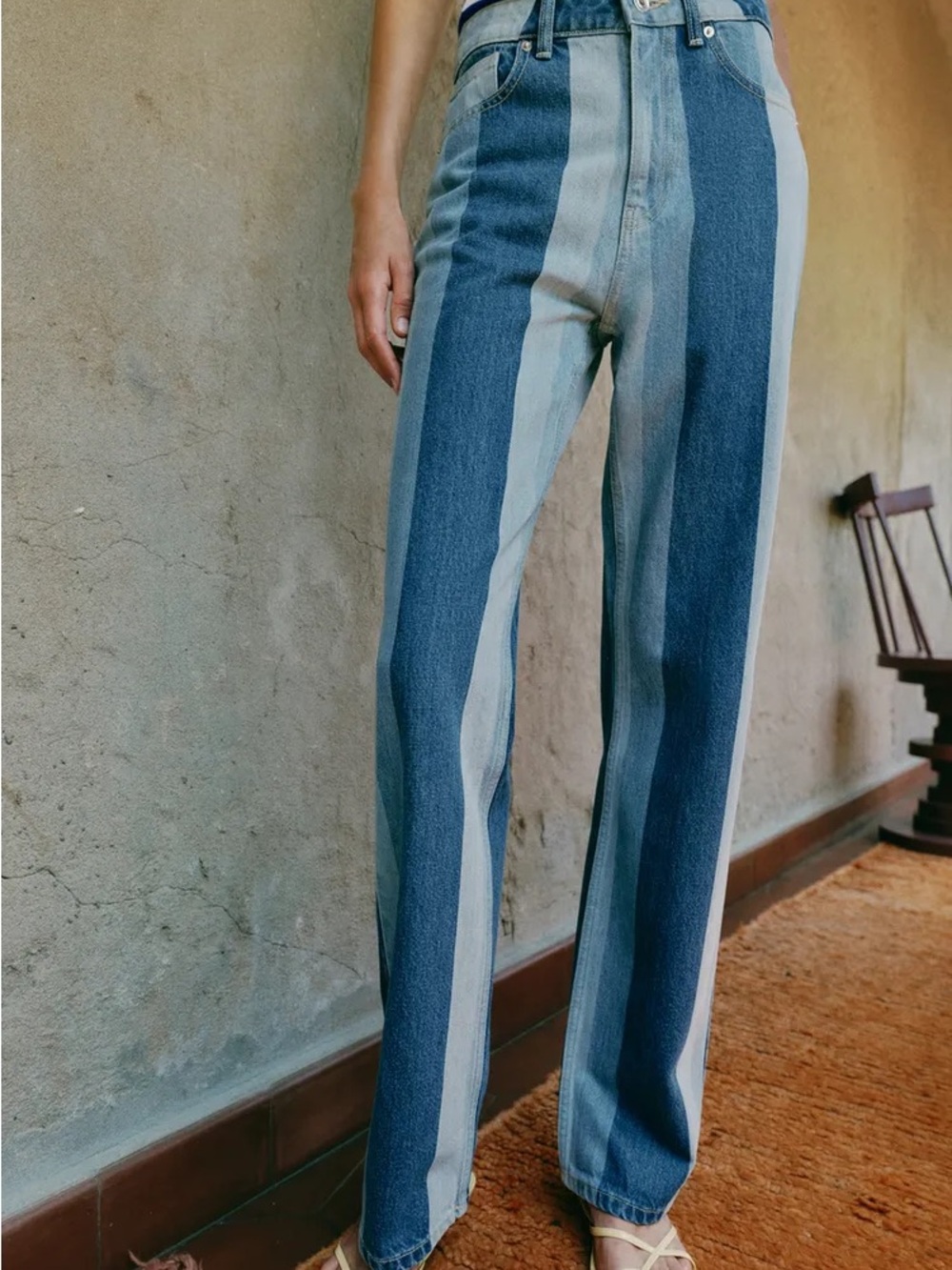 Zara Mid Rise Straight - Picture 11 of 11